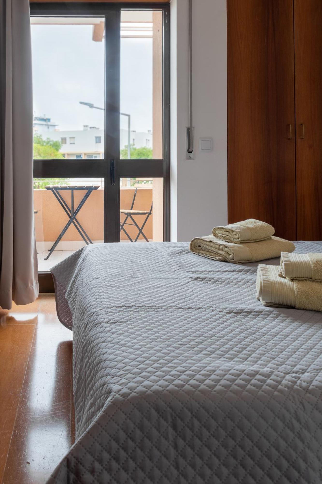Blife Ricardya Private Rooms Фаро Екстериор снимка