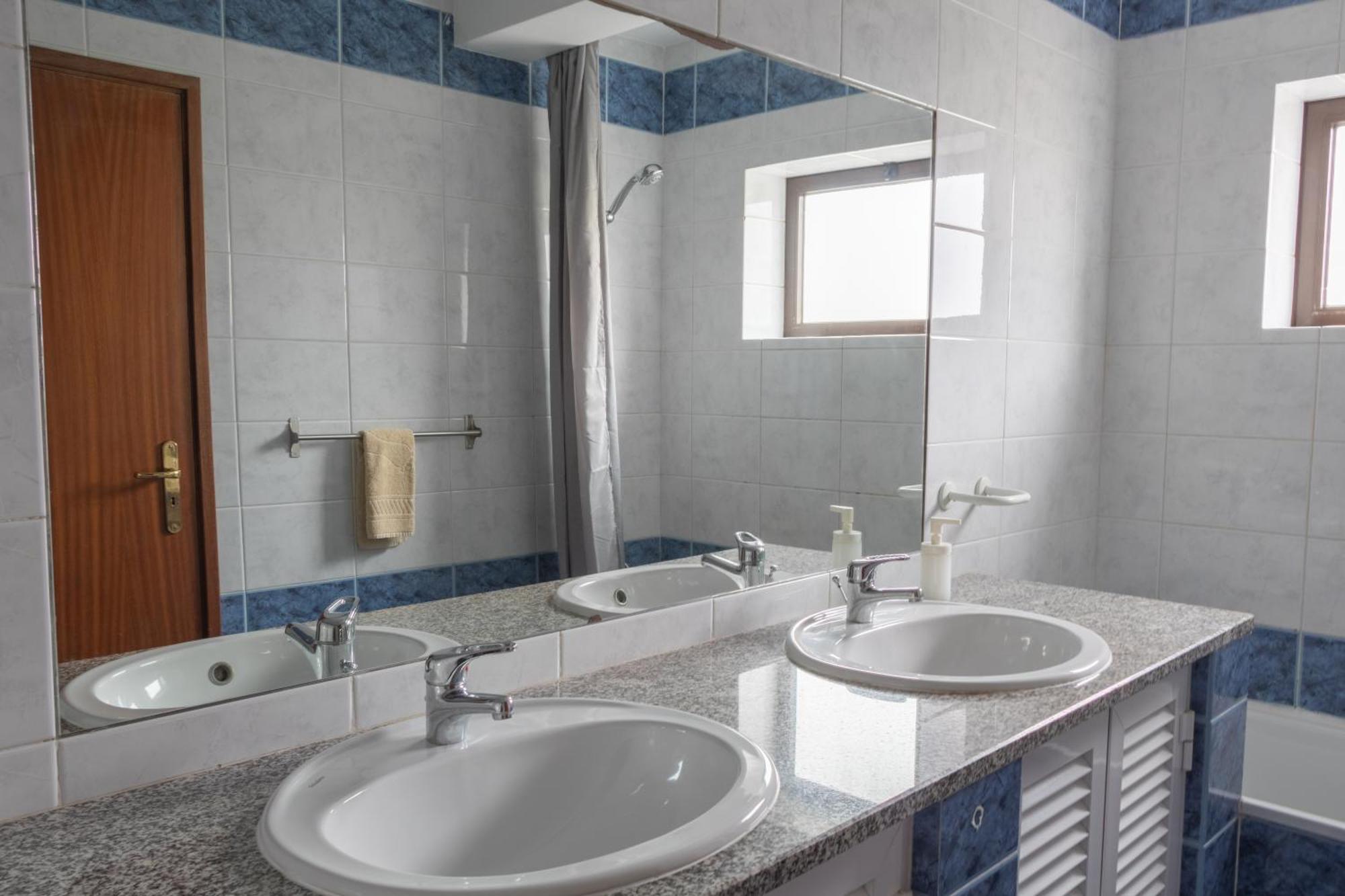 Blife Ricardya Private Rooms Фаро Екстериор снимка